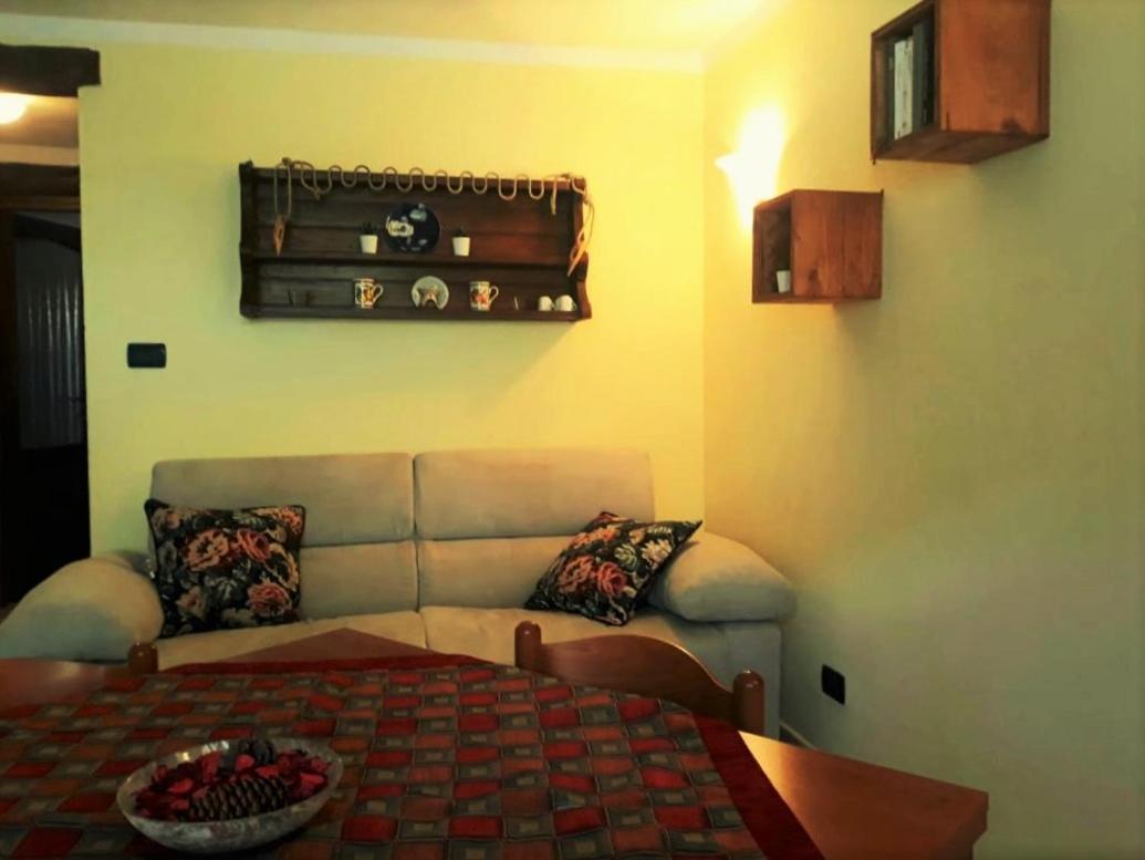 La Sauza Apartamento Usseaux Exterior foto