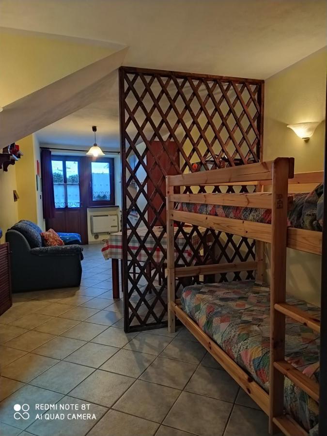 La Sauza Apartamento Usseaux Exterior foto